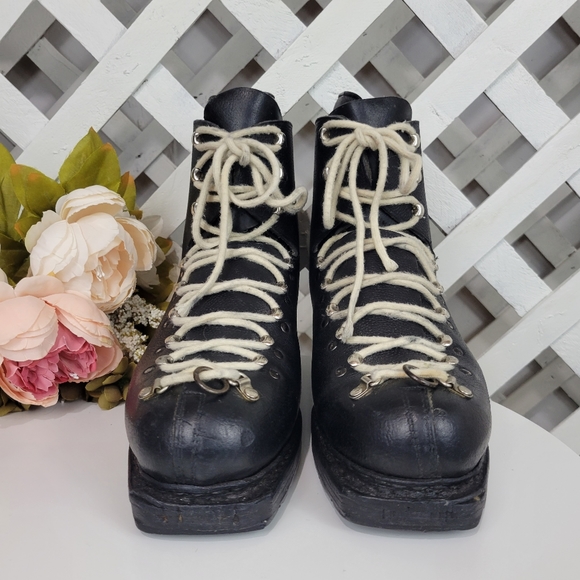 Garmisch Shoes Vintage Garmisch Leather Cross Country Ski Boots